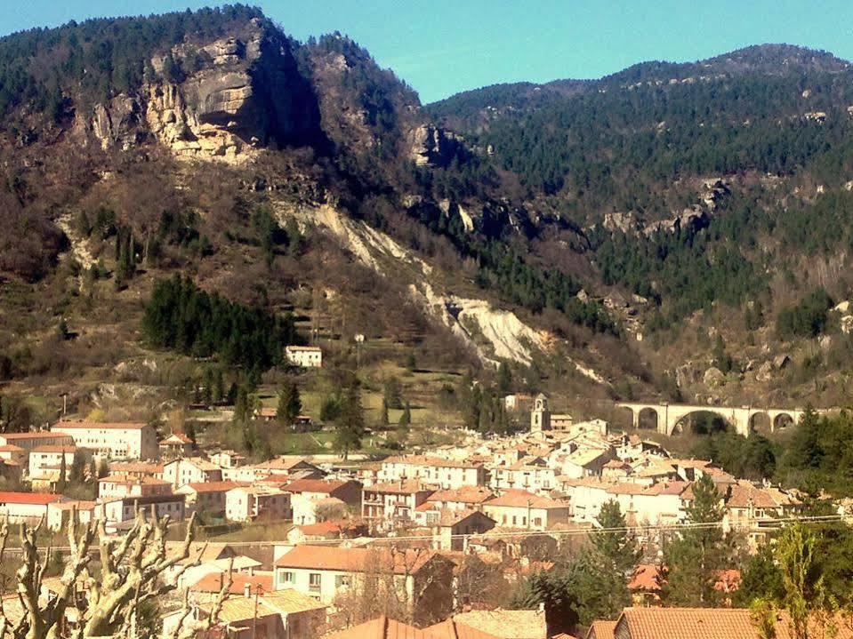 Les Callunes Anciennement Le Beausejour Анно Экстерьер фото